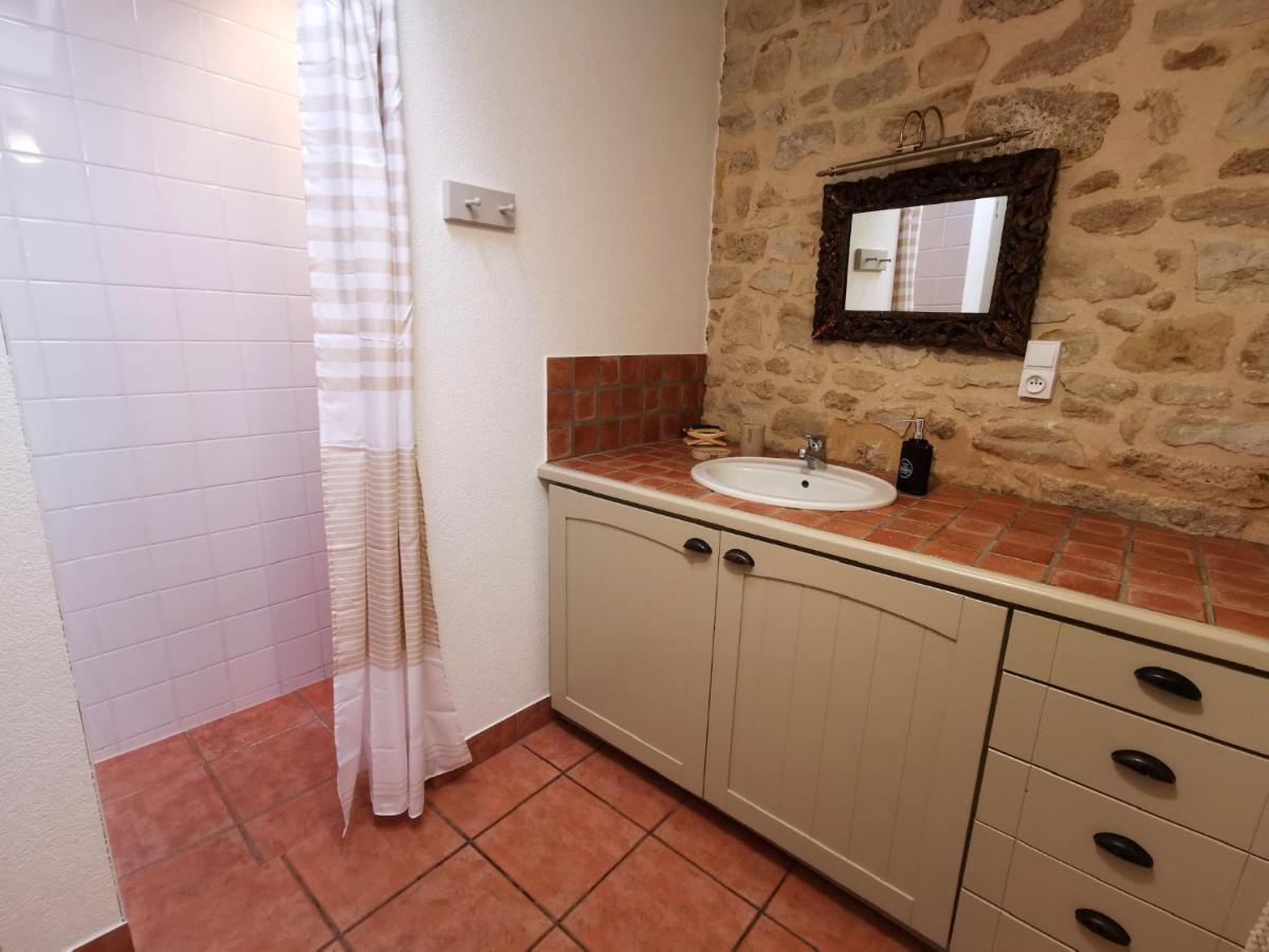 3 Self-Contained Gites With Pool And Games Room Saint-Georges-de-Noisné 외부 사진